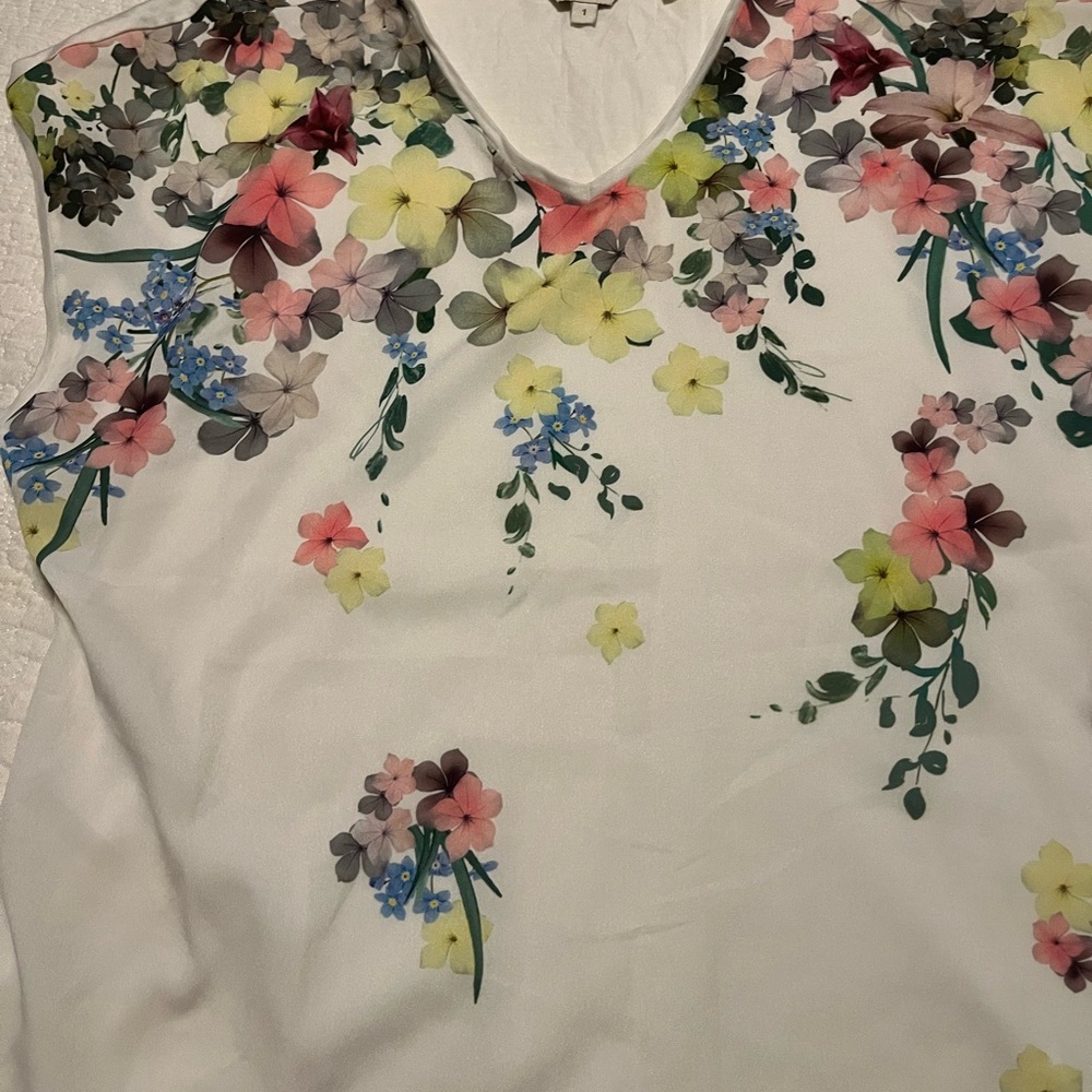 Ted Baker White Floral Blouse with V-Neck